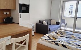 As Apartman Bella S Loggiou A Bezplatnym Vnutornym Parkovanim